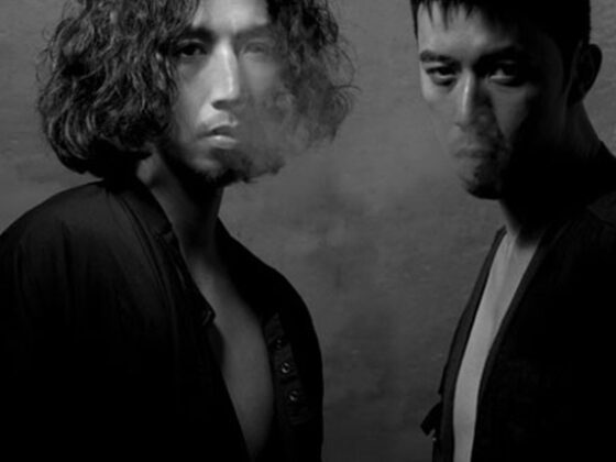 Ground Zero este un brand contemporan - original din Hong Kong, creat de doi frati Eri (37) si Philip Chu (34) in anul 2008 si care se concentreaza pe actualele tendinte din istoria modei.