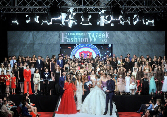 Seara a treia Kasta Morrely Fashion Week ed. VII a fost deschisa cu o prezentare in premiera internationala a invitatului de onoare al festivalului, ADDY VAN DEN KROMMENACKER.
