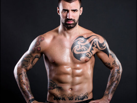 Bogdan Stoica a inregistrat cel mai rapid KO din istorie, reusind sa il doboare in doar 8 secunde pe sportivul Andi Djurdevic.