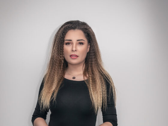 In aceasta editie a revistei Famost-februarie 2019, avem multe articole din domeniul beauty, moda, tendinte, modeling, alaturi de interviuri si articole cu o serie de invitati din domenii diferite.
