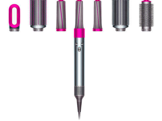 Dyson Airwrap Styler este un dispozitiv de styling care isi merita investitia, toate produsele Dyson luand nastere din frustrarea lucrurilor existente pana la momentul respectiv.