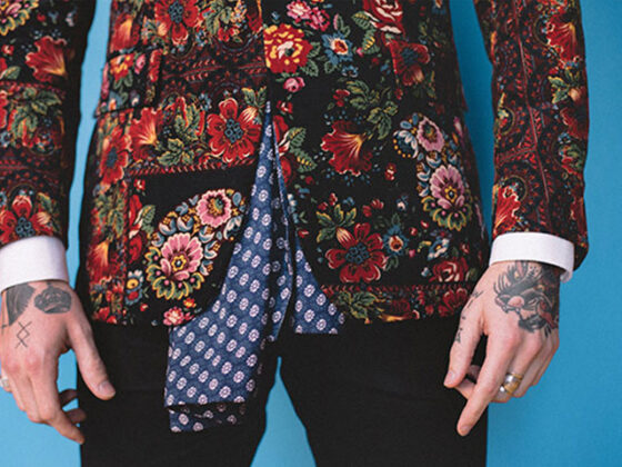 Prints Charming evidentiaza modul in care cresterea interesului din ce in ce mai mare pentru tatuarea ca forma de arta a crescut.