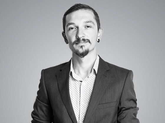 George Bonea este o astfel de persoana si se pare ca, cel putin in acest moment, si-a gasit propriul drum, care ii ofera satisfactiile de care are nevoie si energia care il alimenteaza sa mearga mai departe, sa evolueze in tot ceea ce face.