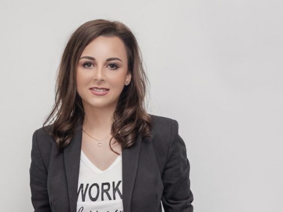 Revista Famost aprilie 2020 marcheaza intrarea in cel de-al saptelea an al existentei noastre.
