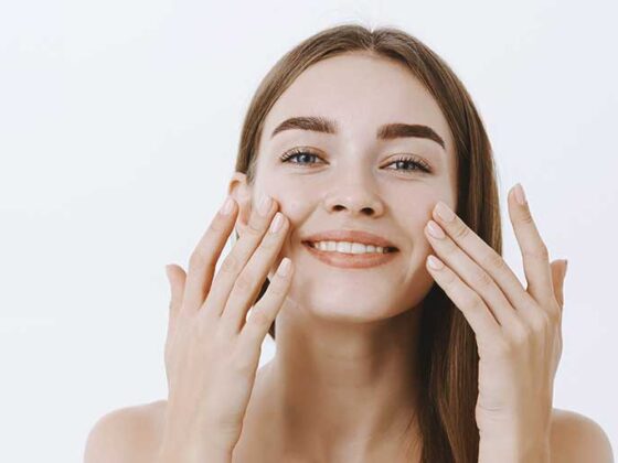 Retinolul este cunoscut pentru efectele benefice asupra pielii, un produs minune care sterge liniile fine, lumineaza tenul si elimina acneea.
