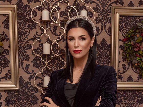 Roxana Tomescu este una dintre invitatele noastre speciale, cu care am purtat un dialog despre ce inseamna a fi dermopigmentist, despre frumusete, despre evolutie profesionala si ce este astazi industria beauty.
