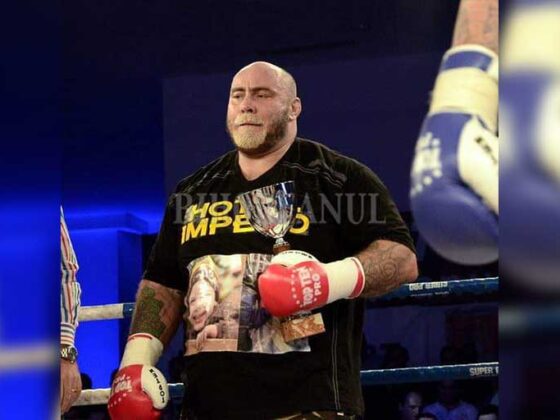ale mixte si kickboxer roman.