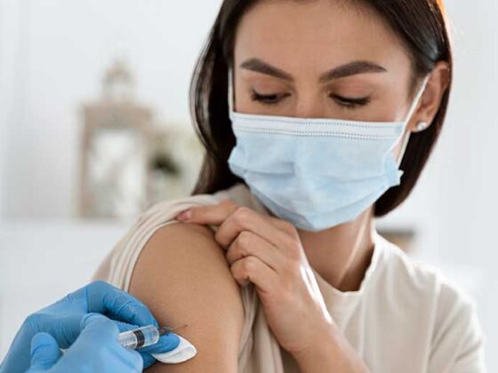 Cum functioneaza vaccinurile? Invatandu-ti corpul sa lupte impotriva germenilor.