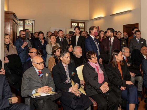 Le Mani di Napoli chooses the Pitti Uomo 103 event to present itself to the national and non-national press with the conference "Il Ruolo dei Maestri", held on 11 January at the Arbiter lounge at the Costruzioni Lorenesi.