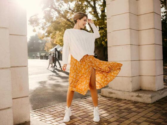 Fusta midi este o piesă vestimentară ce îţi poate oferi look-uri versatile, dar în cazul în care nu faci alegerea potrivită, poţi cădea în ridicol.