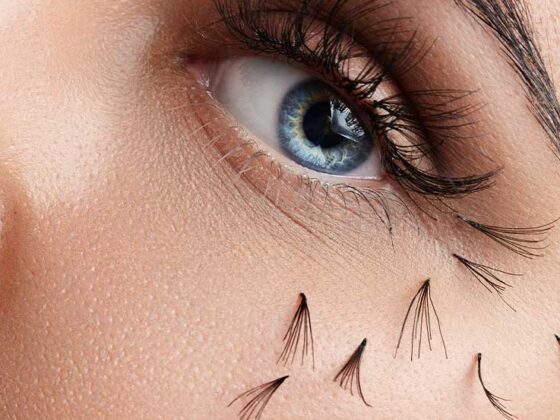 Ultimele tendinţe în gene, pe lângă extensii, rimel şi aspect, se îndreaptă spre un look natural, hashtag-ul #naturallashes strângând mai bine de 500 milioane de vizualizări pe TikTok.
