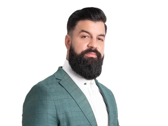Tzu şi-a descoperit talentul de a cânta rap dintr-o joacă la petrecerea unui prieten şi datorită încurajărilor primite, a decis să continue.