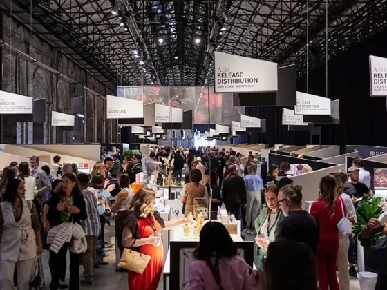 Pitti Fragranze 2024 a primit mai bine de 1700 de cumpărători cu 5% mai mulţi față de acum un an, veniți din peste 50 de țări din întreaga lume.