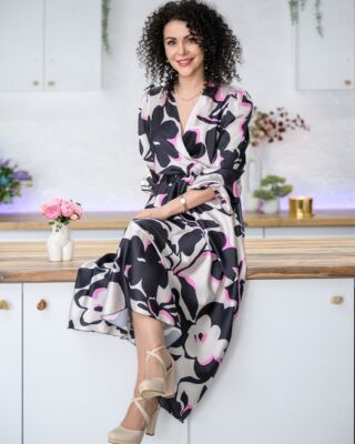 from our #beautiful #cute #april 2024 #cover #magazinecover #famostmag #flowerprint #dress #beautiful #smile and #curly #hair for #beauty and #pose #doctor #interview #pictorial #special #anniversary
#issue #fashion #trends #culture #lifestyle #tips